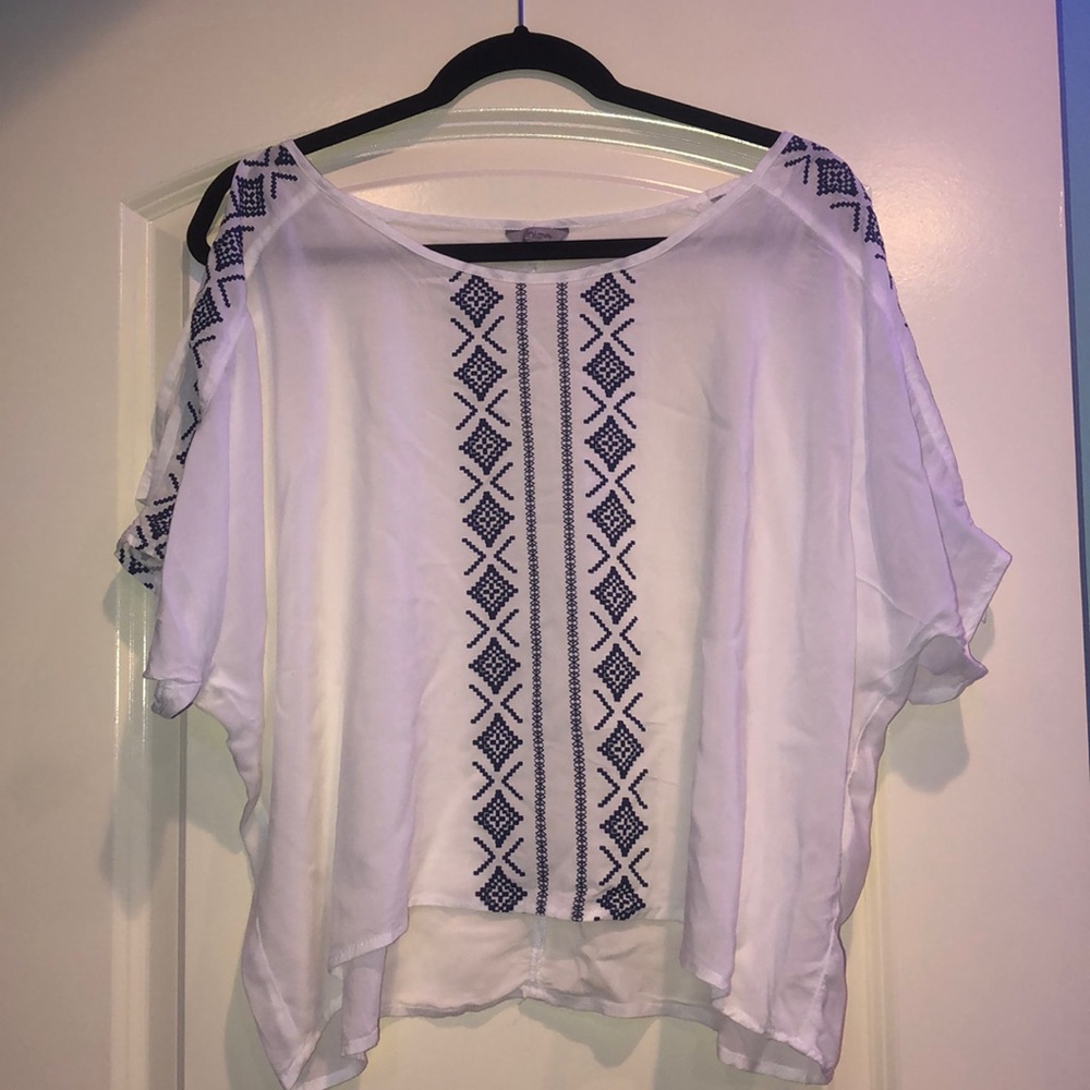 Cute flowy summer shirt